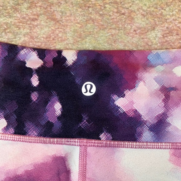 Lululemon Wunder Under Crop 21” - Picture 2 of 3